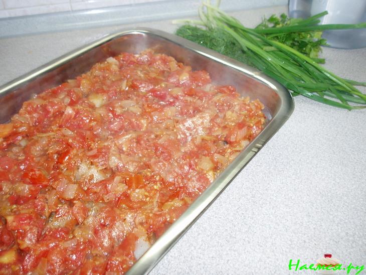 Картофель запеченный с помидорами и имбирем