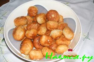 Пончики с чесноком