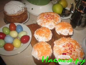 Кулич пасхальный с изюмом и орехами