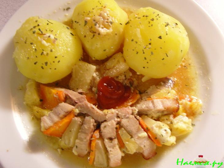 Свинина - книжка с ананасом и морковкой Свинина - книжка с ананасом и морковкой