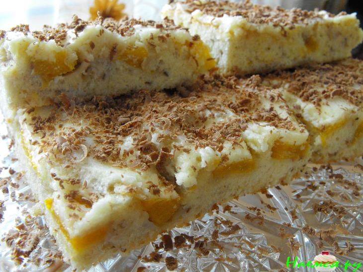 Нежный пирог с персиками