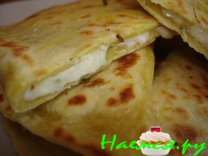 Вкусненькие лепешки 'Сырный Чебуречек'
