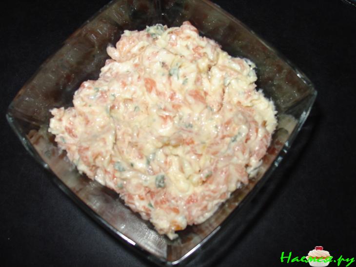 Лососевое масло с лимоном и базиликом Лососевое масло с лимоном и базиликом