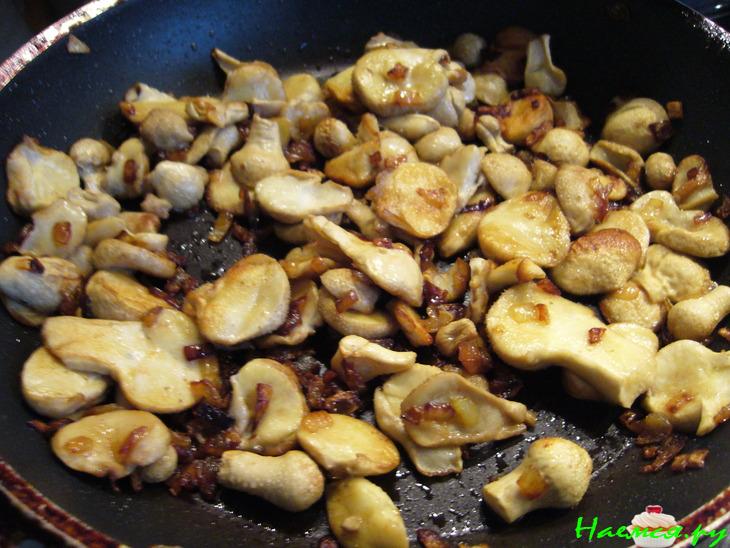 Суп с дождевиками и галушками