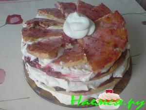 Вишнёвый торт из слоеного теста Вишнёвый торт из слоеного теста