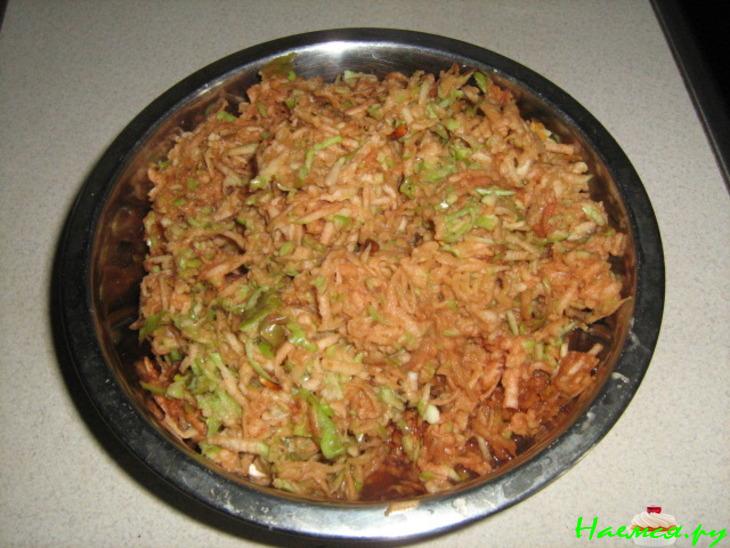 Болгарский яблочный пирог