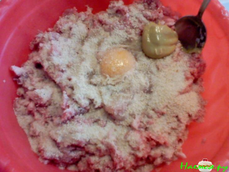 Рулет "Кордон блю" из фарша, в картофельной шубке Рулет "Кордон блю" из фарша, в картофельной шубке