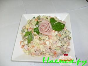 Салат с лапшой на скорую руку