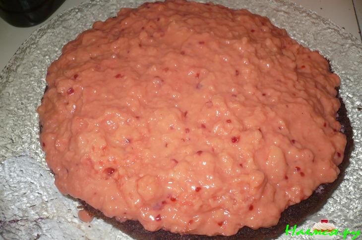 Торт розовый