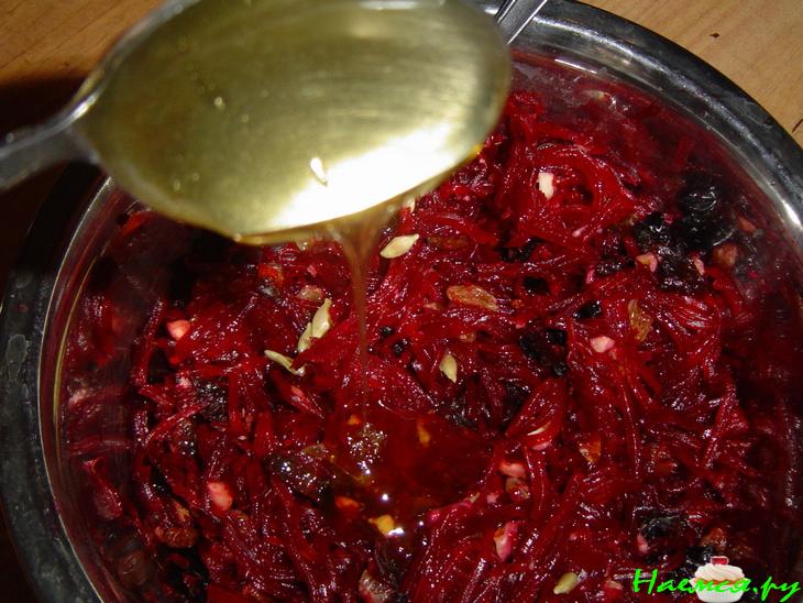 Десертный салатик со свеклой