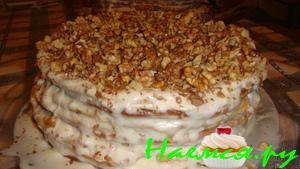 Торт "Медовик" с грецкими орехами
