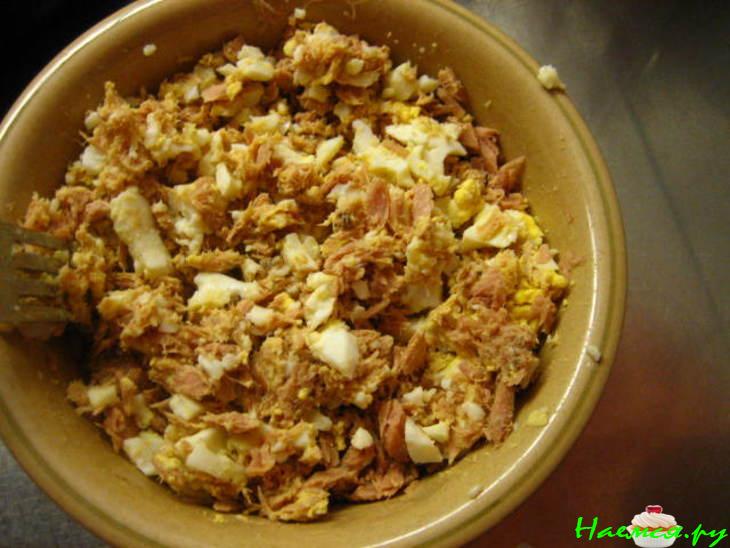 «Гнездышки» с начинкой из тунца 