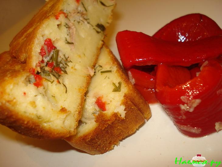 Пирог с тунцом и паприкой