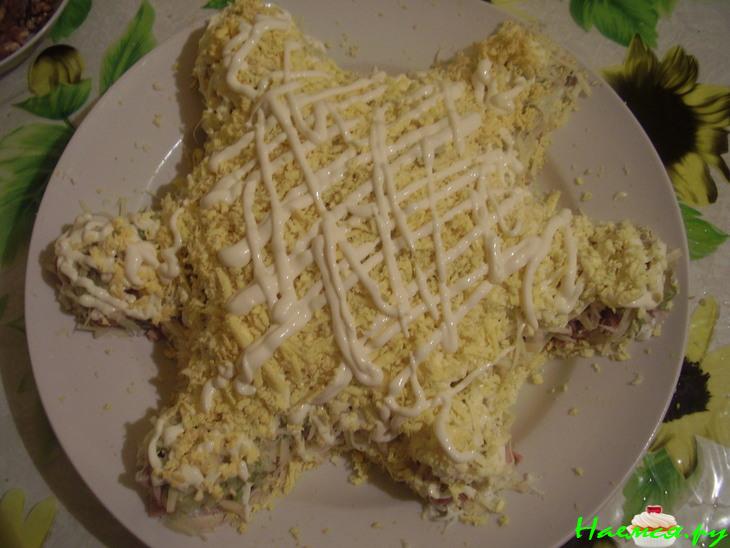 Салат с окорочком "Черепаха" Салат с окорочком "Черепаха"