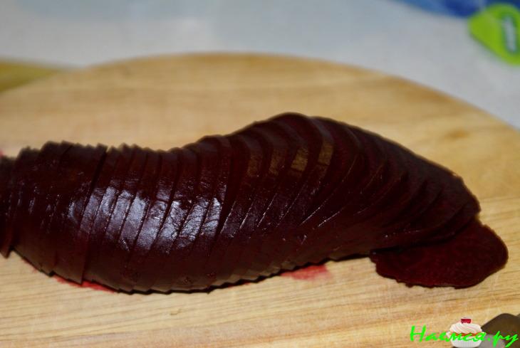 Свекла маринованная с вишней