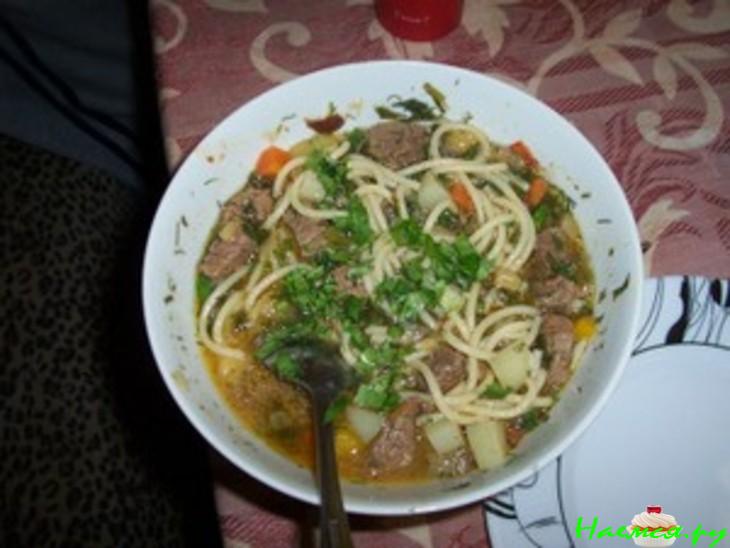 Лагман с черносливом и спагетти