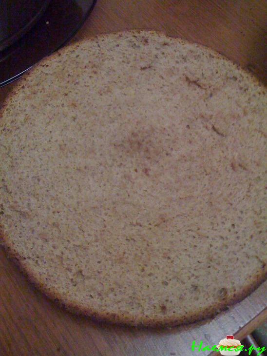 Торт бисквитный с фруктами и творожным кремом Торт бисквитный с фруктами и творожным кремом