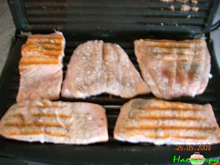 Семга на овощной подушке