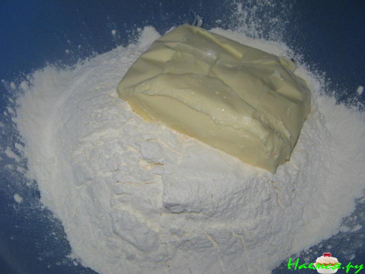 Пирожки из дрожжевого теста без расстойки, из холодильника