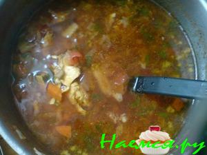 Борщ с курой и болгарским перцем