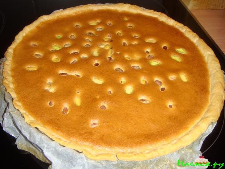 Пряный апельсиновый пирог с фисташками Пряный апельсиновый пирог с фисташками