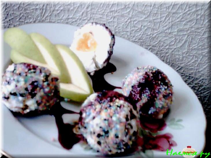 Творожный десерт с курагой и орехами