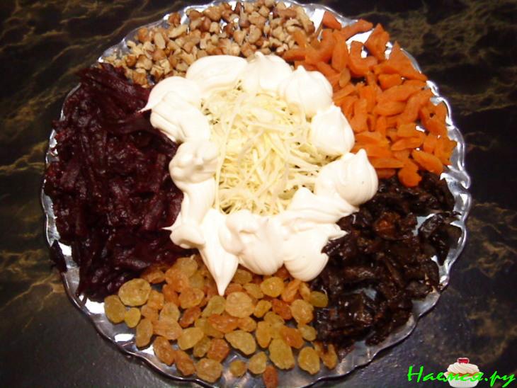 Салат "Козлик в огороде"