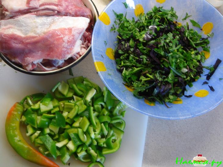 Чакапули из баранины с зеленью 