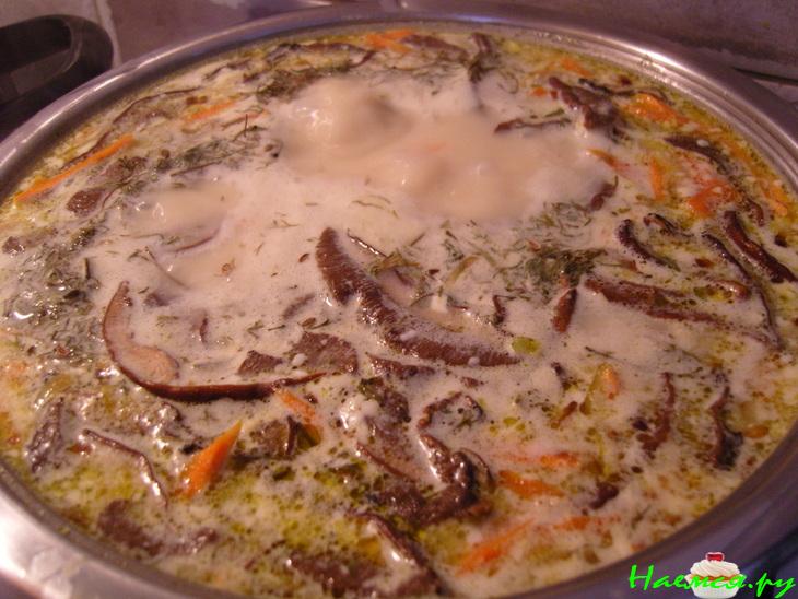 Суп грибной с сыром