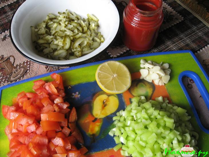 Спагетти с соусом из тунца