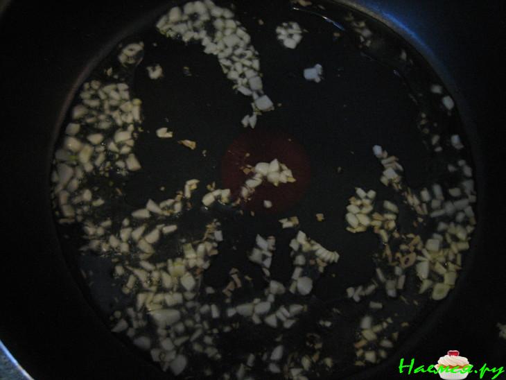 Жульен с вешенками и чесночком