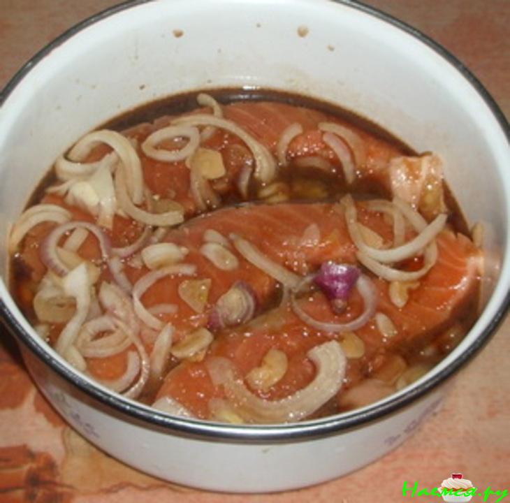 Лосось в соевом соусе