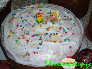 Кулич пасхальный с изюмом