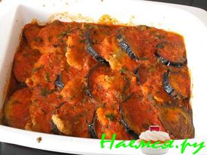 Жареное филе рыбы с баклажанами