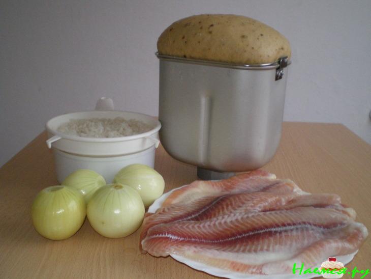 Простой пирог с пангазиусом и рисом