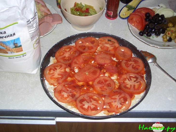 Пицца ассорти на толстом тесте