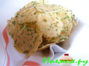 Сырные чипсы Сырные чипсы