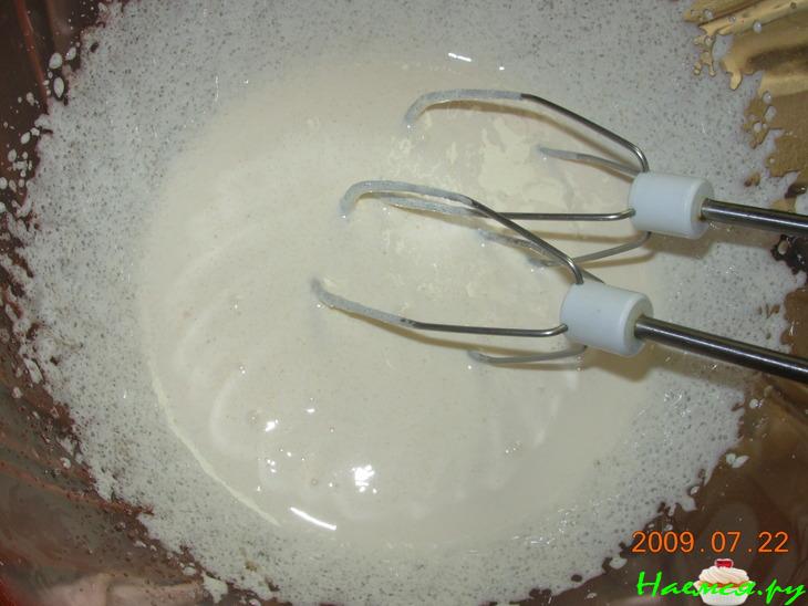 Торт-мороженое со свежей вишней