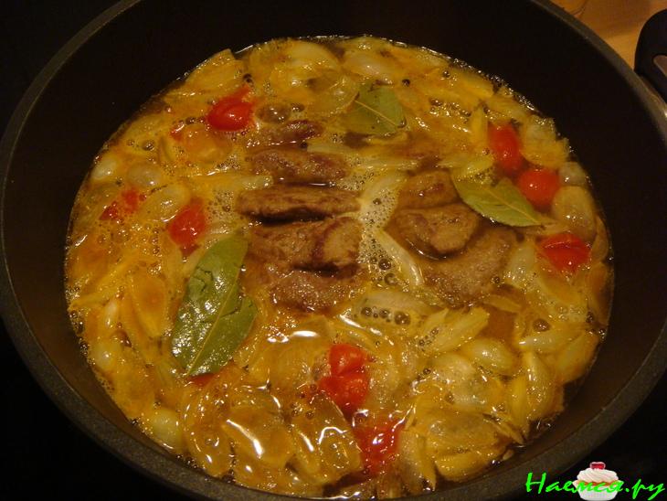 Вырезка говяжья, тушеная в пиве