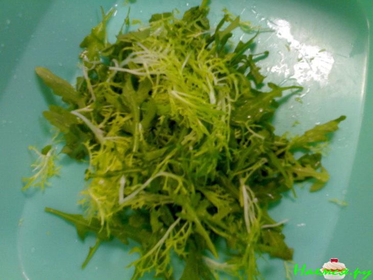 Салат с тунцом и соусом Терияки