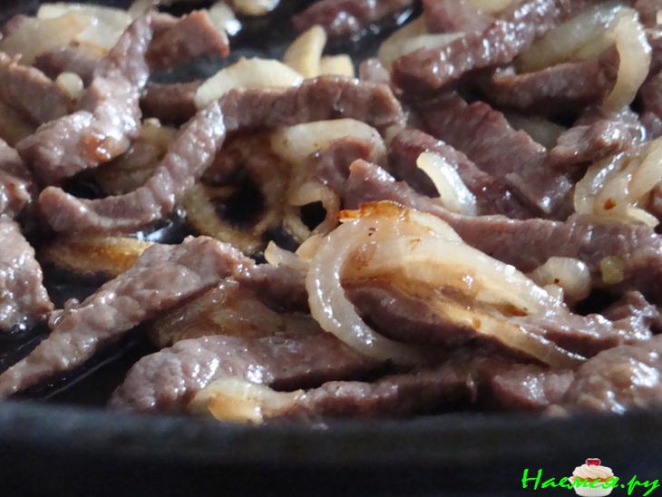 Салат с говядиной в корейском стиле