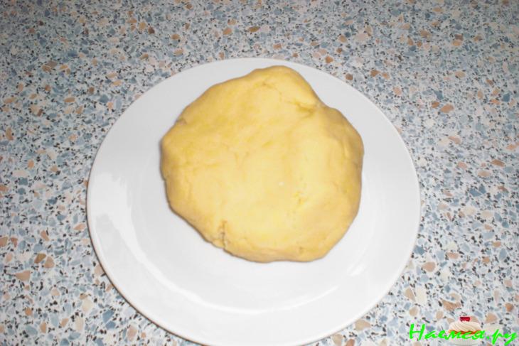 Пирог сливовый с творожной начинкой