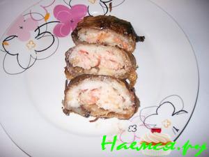 Рулет с рыбой и креветками
