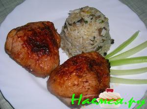 Куриные бедрышки в медово-острой глазури Куриные бедрышки в медово-острой глазури