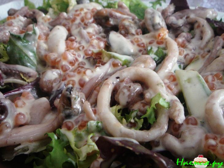 Салат с морепродуктами "Изысканный"