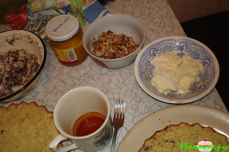 Тортик с черносливом (крем кисло-сладкий)