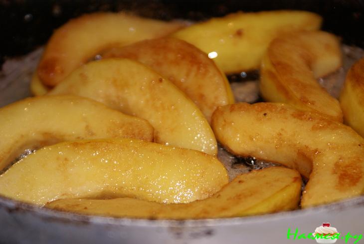 Баранья лопатка в лаймово-тимьяновом маринаде с карамелизованной айвой