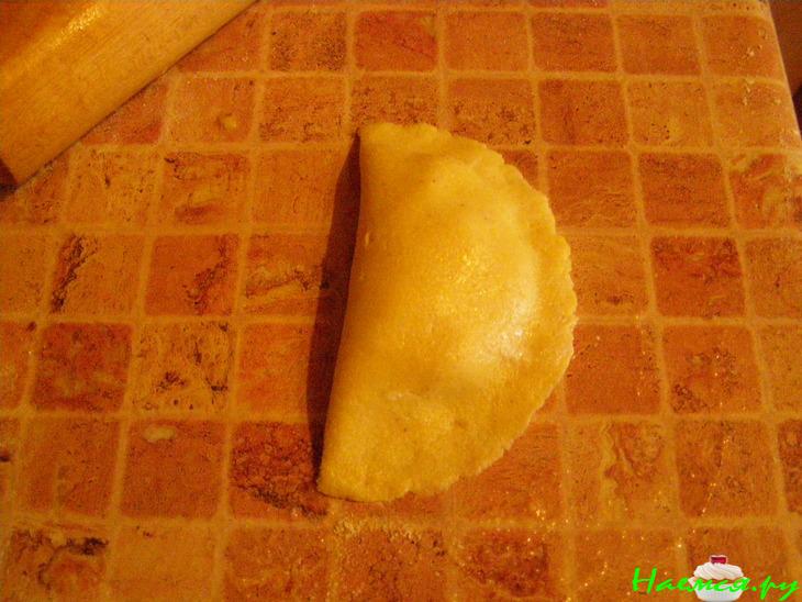 Чебуреки из кукурузной муки