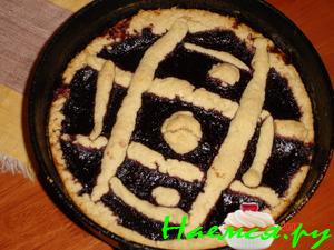 Пирог с черникой (или с вареньем)