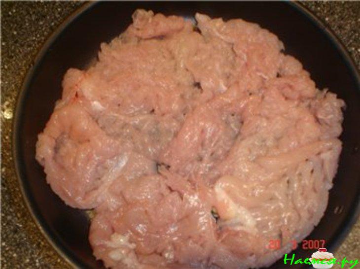 Куриная отбивная с чесноком и сыром